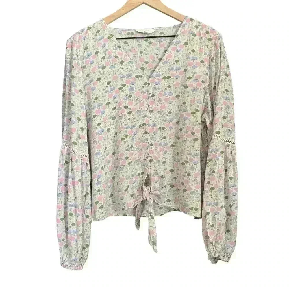 Lauren Conrad floral blouse